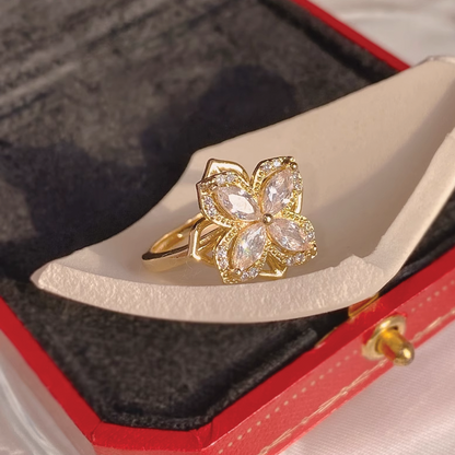 Women Gold & Silver Plated Lucky Four-Leaf Rotating Design Jewelry Set